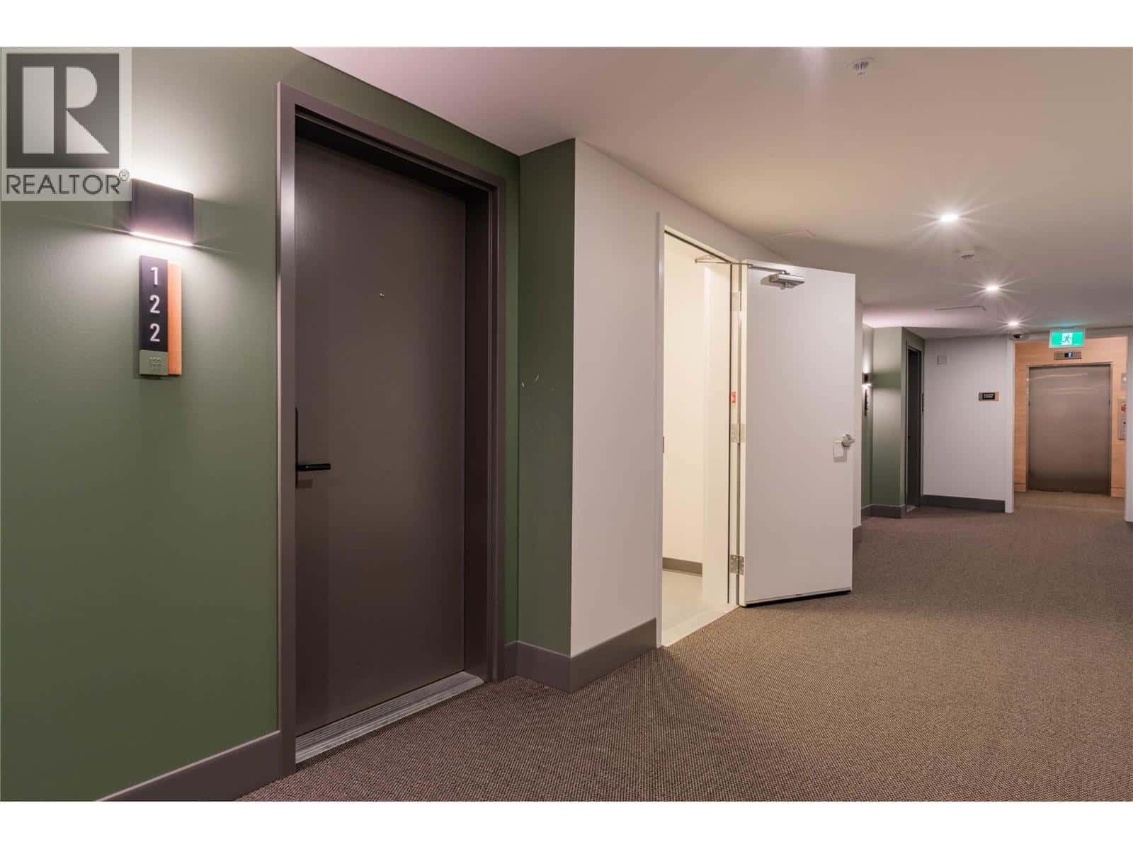 4280 Red Mountain Road Unit# 122 — Rossland - Photo 3 of 20