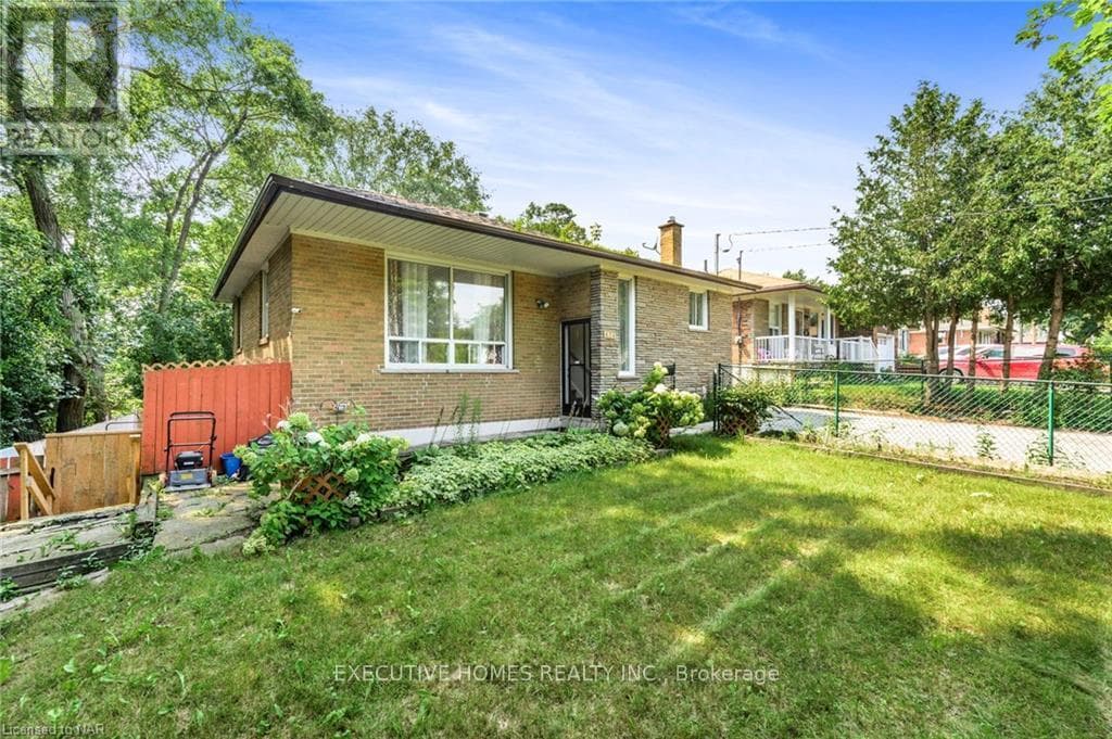 826 SCARBOROUGH GOLF CLUB ROAD — Toronto (Woburn) - Main photo