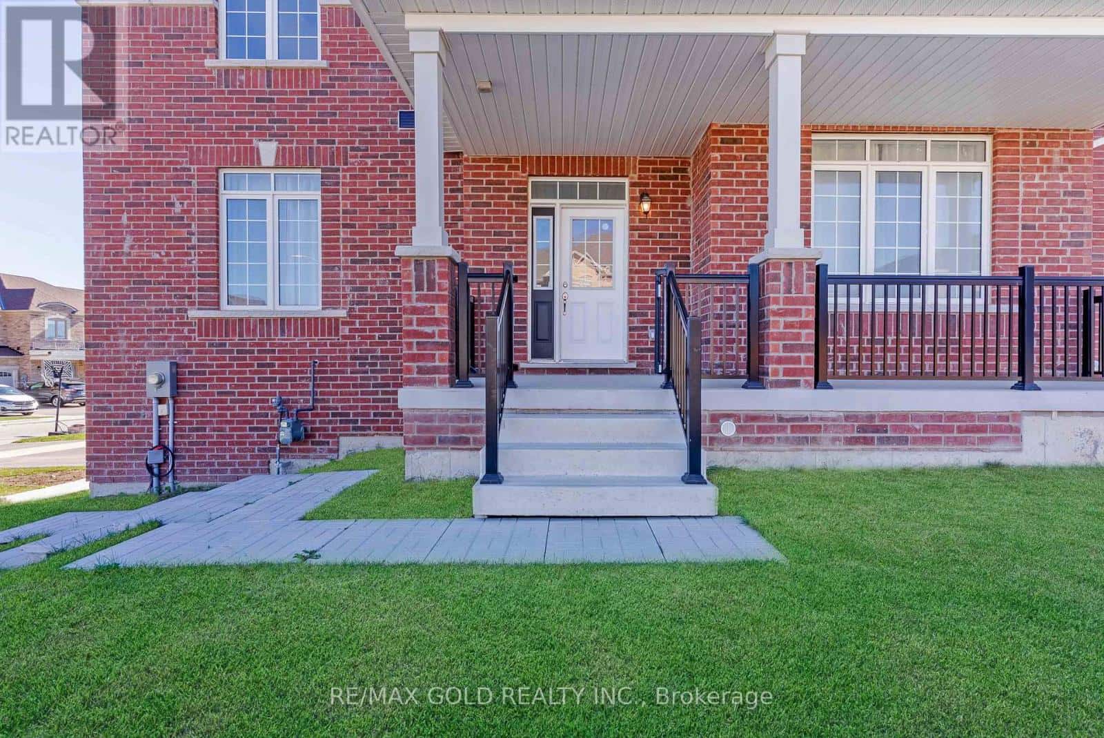 2150 SPEARE COURT — Innisfil (Alcona) - Photo 2 of 3