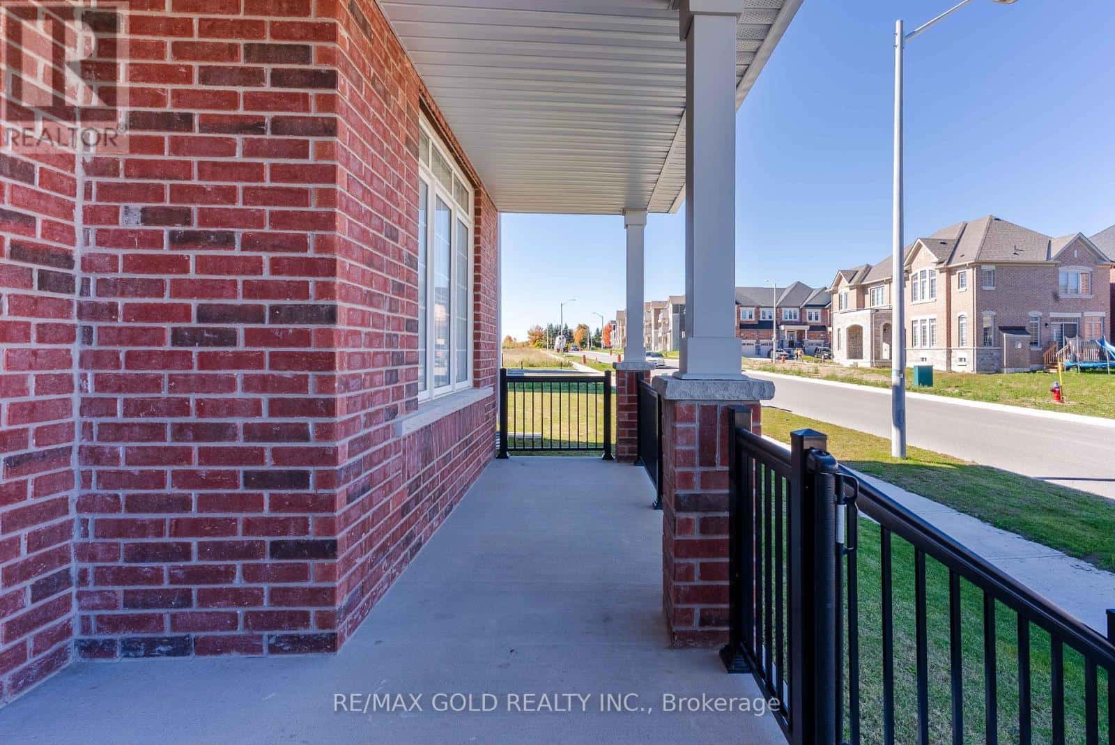 2150 SPEARE COURT — Innisfil (Alcona) - Photo 3 of 3