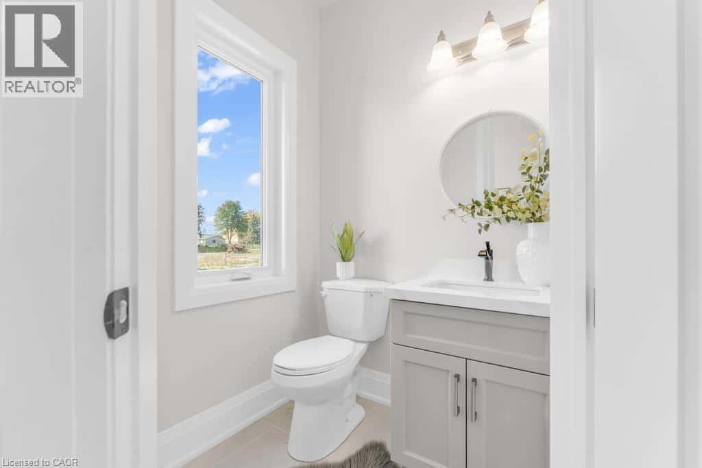 198 KELLOGG Avenue — Hamilton - Photo 3 of 22