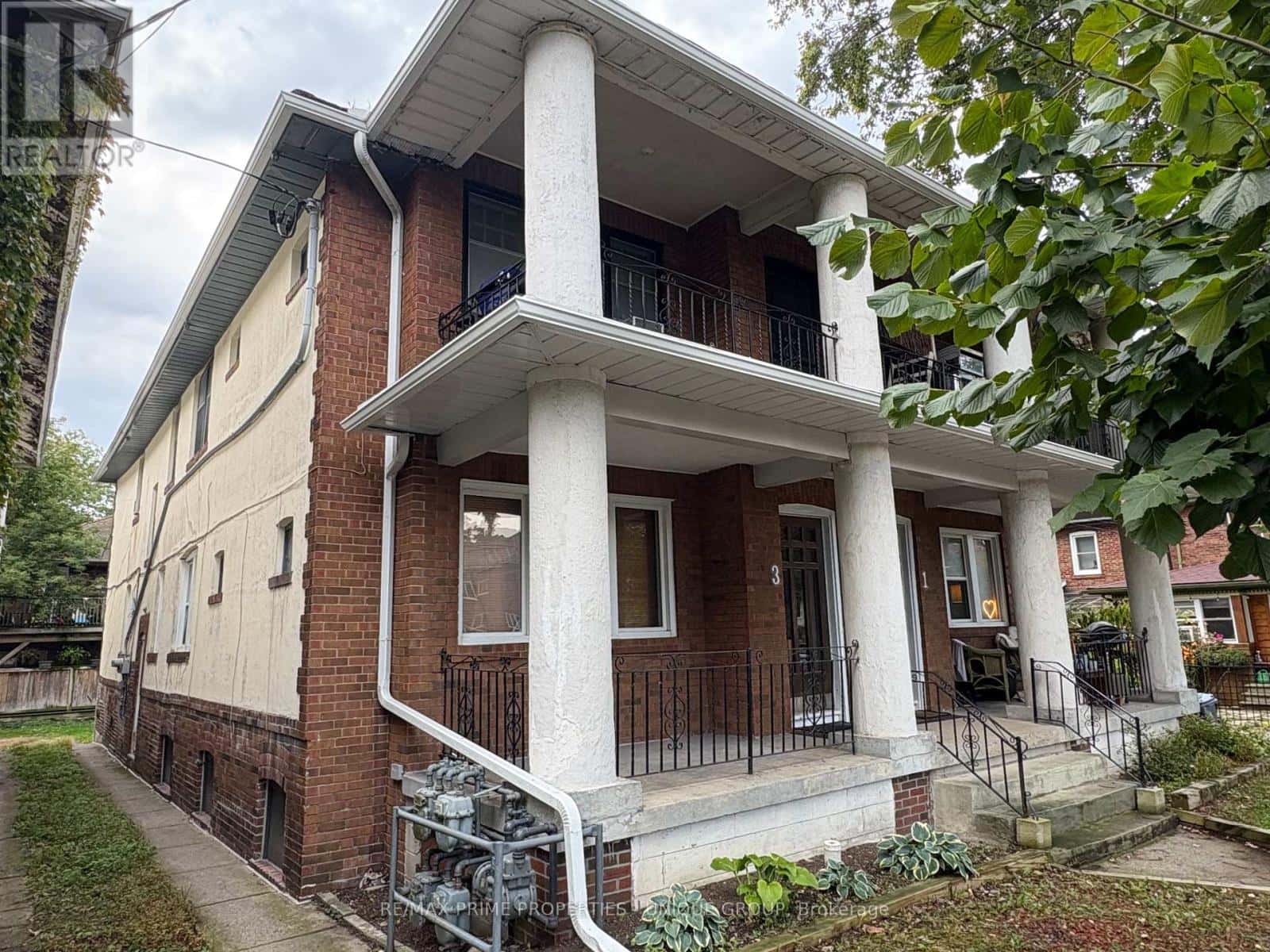 1 BONFIELD AVENUE — Toronto (The Beaches) - Photo 2 of 24