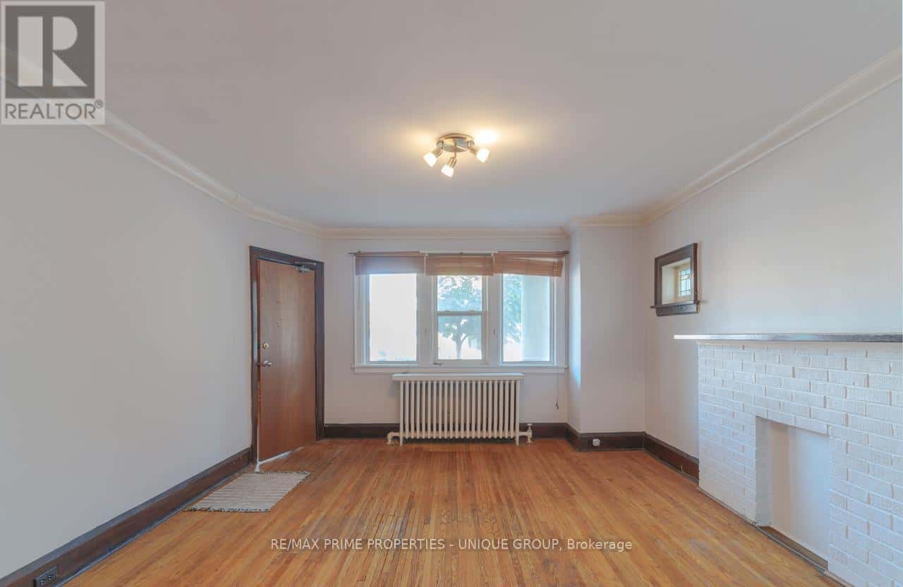 1 BONFIELD AVENUE — Toronto (The Beaches) - Photo 3 of 24