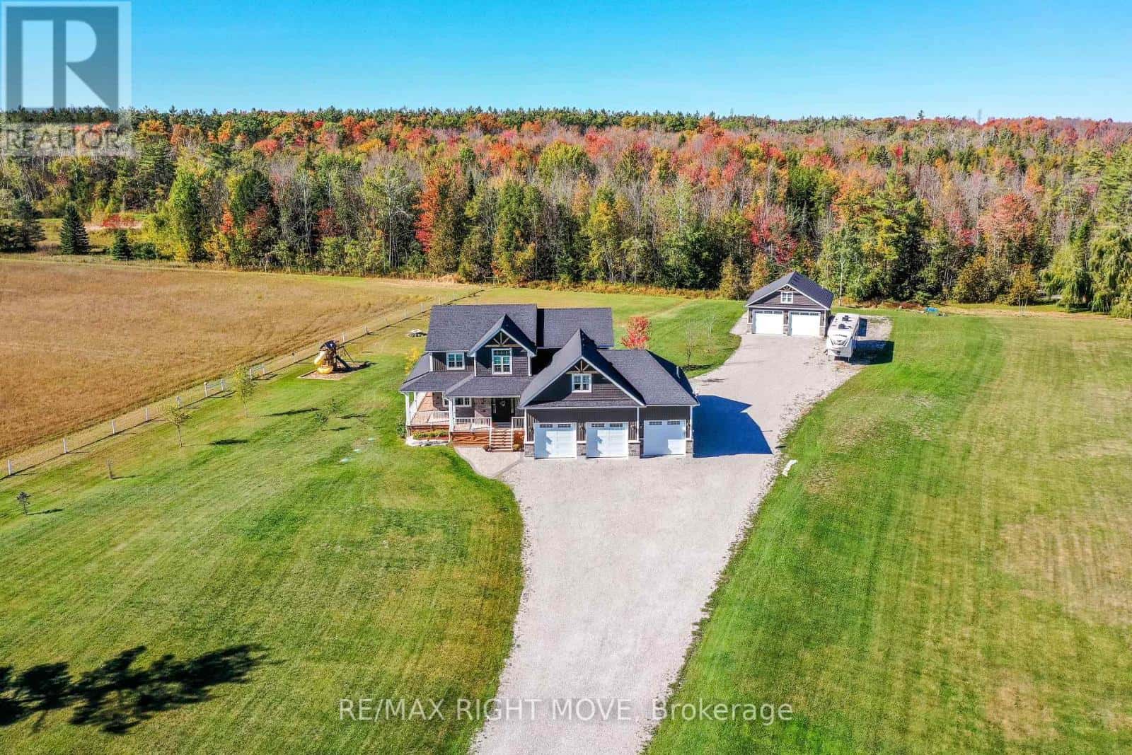 2448 STOCKDALE ROAD — Severn (West Shore), Ontario - Photo 2 of 41