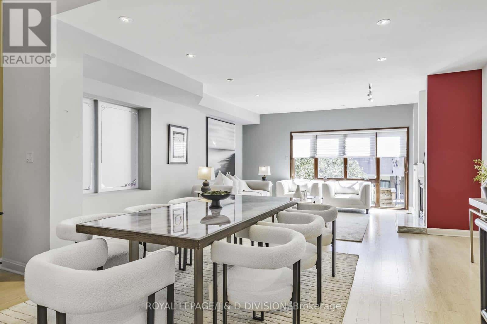 55 CHICORA AVENUE — Toronto (Annex) - Photo 4 of 30