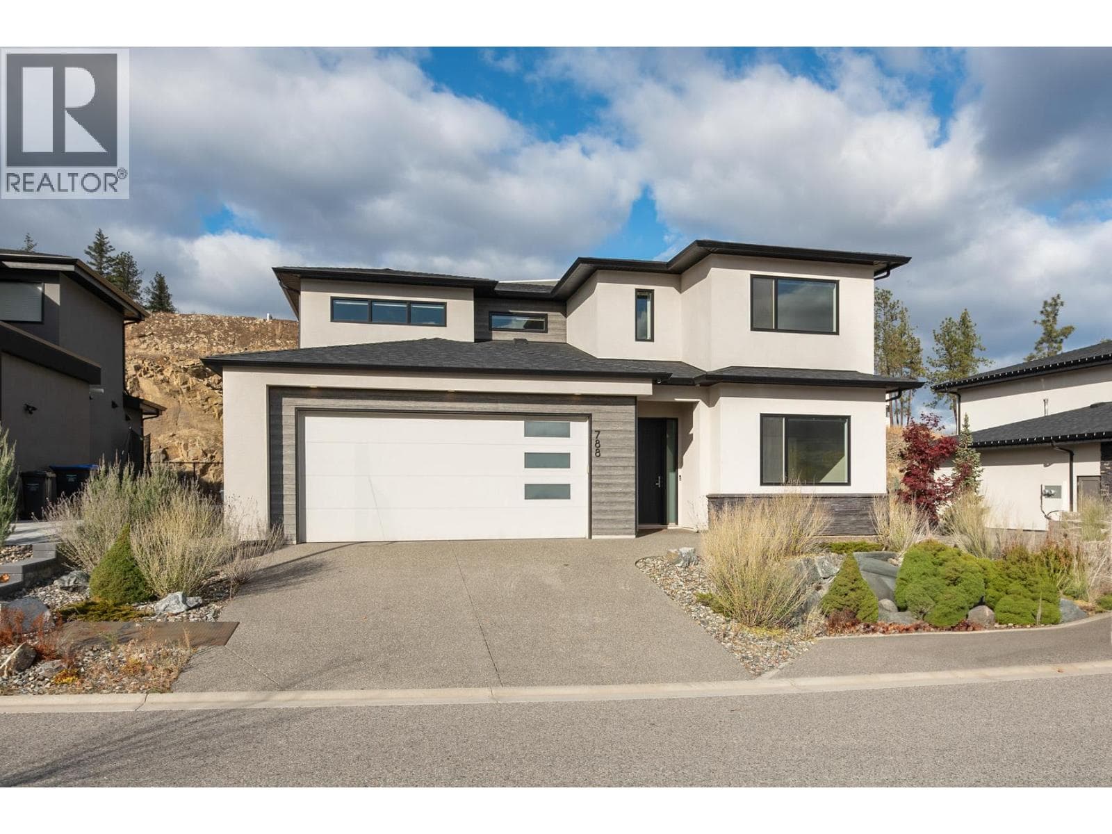 788 Acadia Street — Kelowna, British Columbia - Main photo