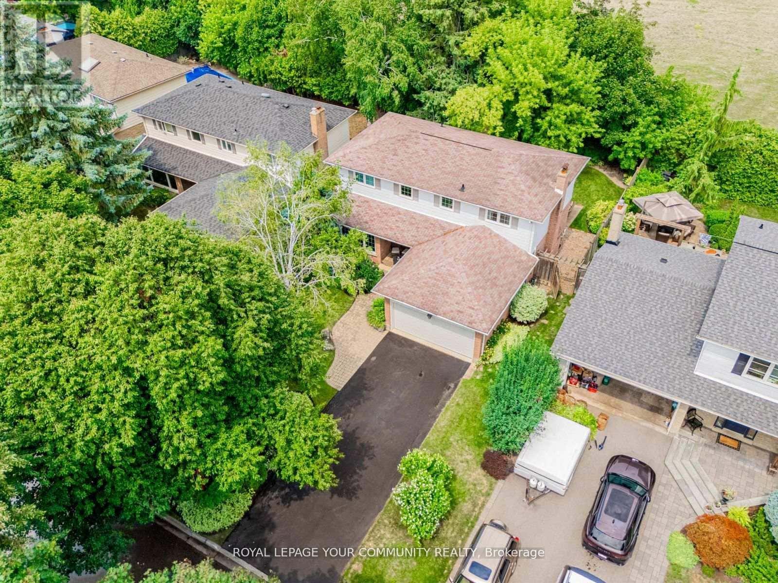 10 BANQUO ROAD — Markham (Royal Orchard) - Photo 5 of 50