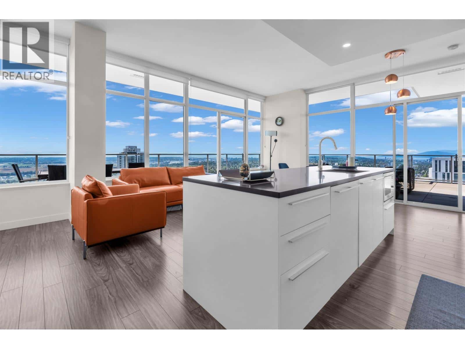 4003 6383 MCKAY AVENUE — Burnaby - Photo 2 of 35