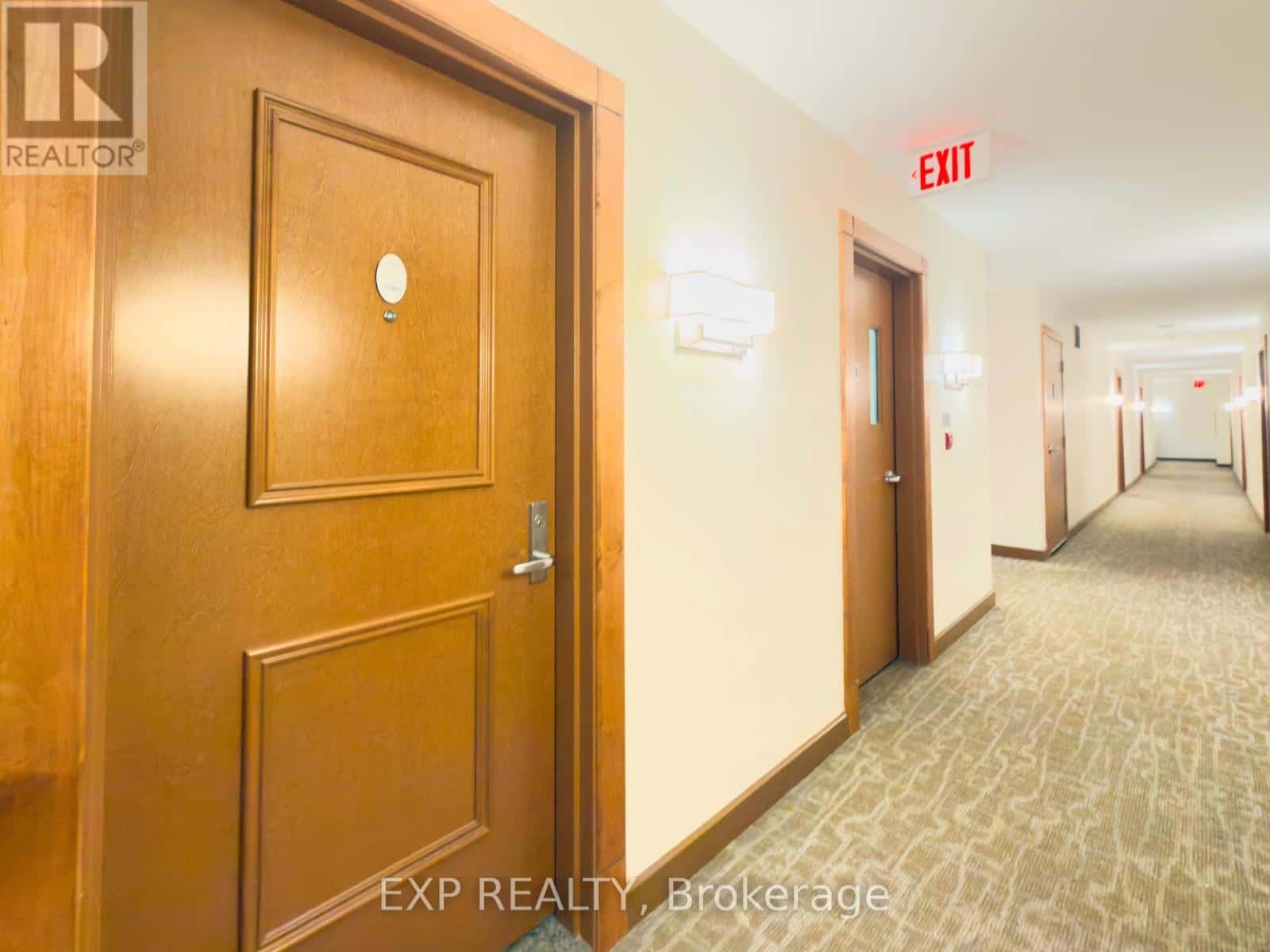 2308 - 195 BESSERER STREET — Ottawa - Photo 2 of 13