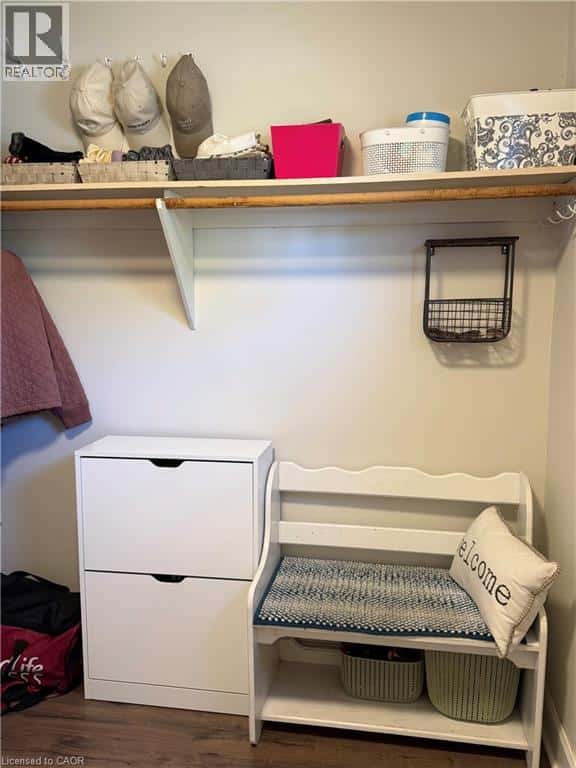 3 TIFFANY Place Unit# 3 — Trenton - Photo 3 of 35