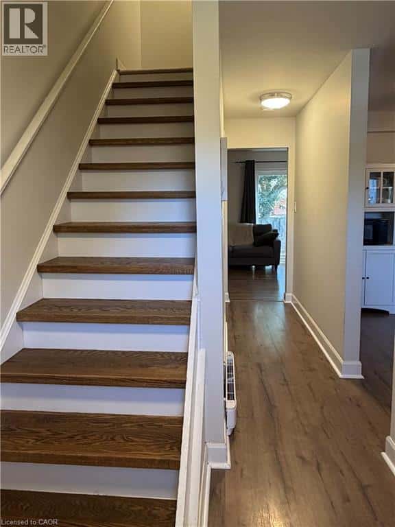 3 TIFFANY Place Unit# 3 — Trenton - Photo 4 of 35