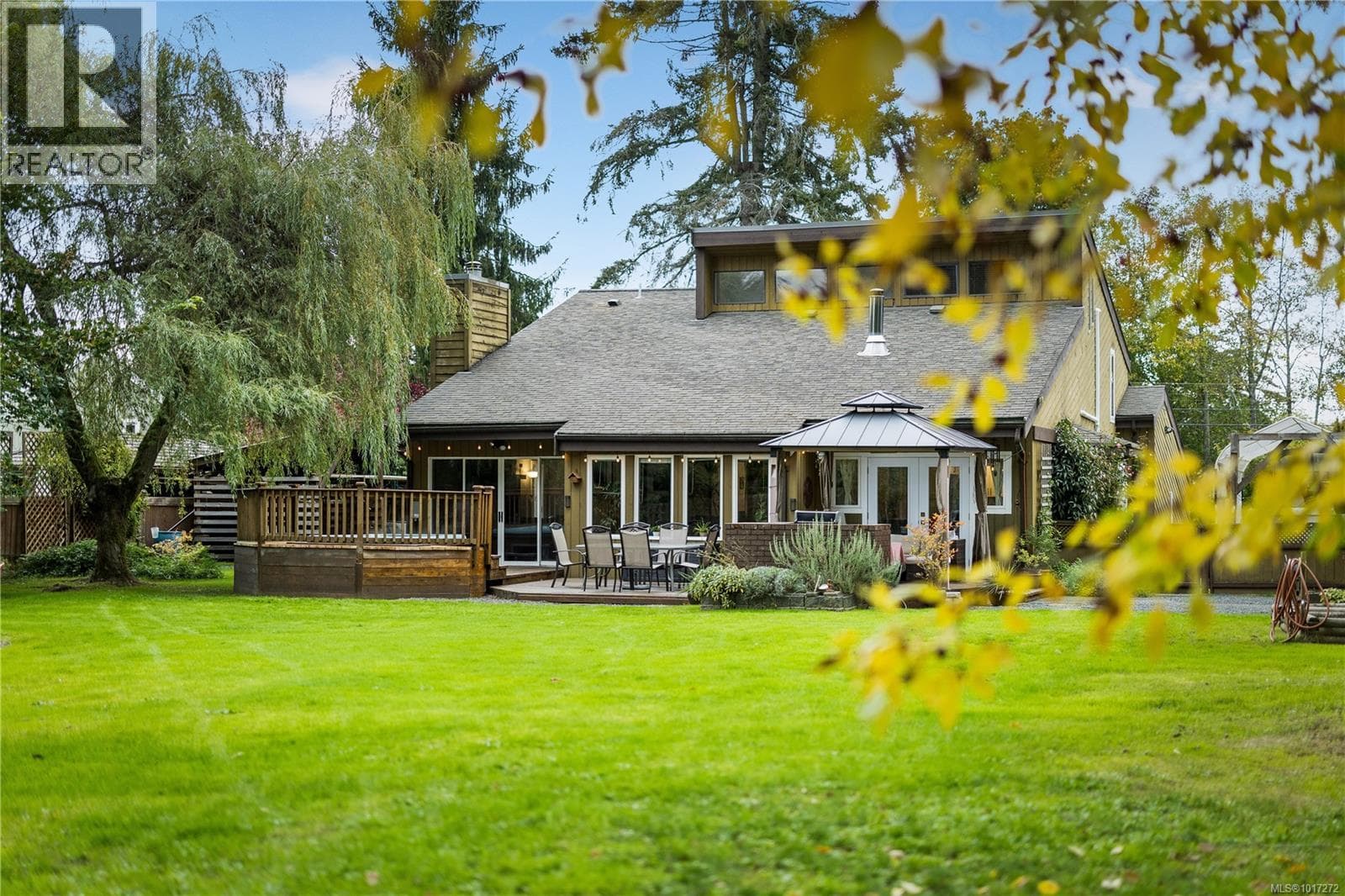 111 Engles Rd — Campbell River - Main photo