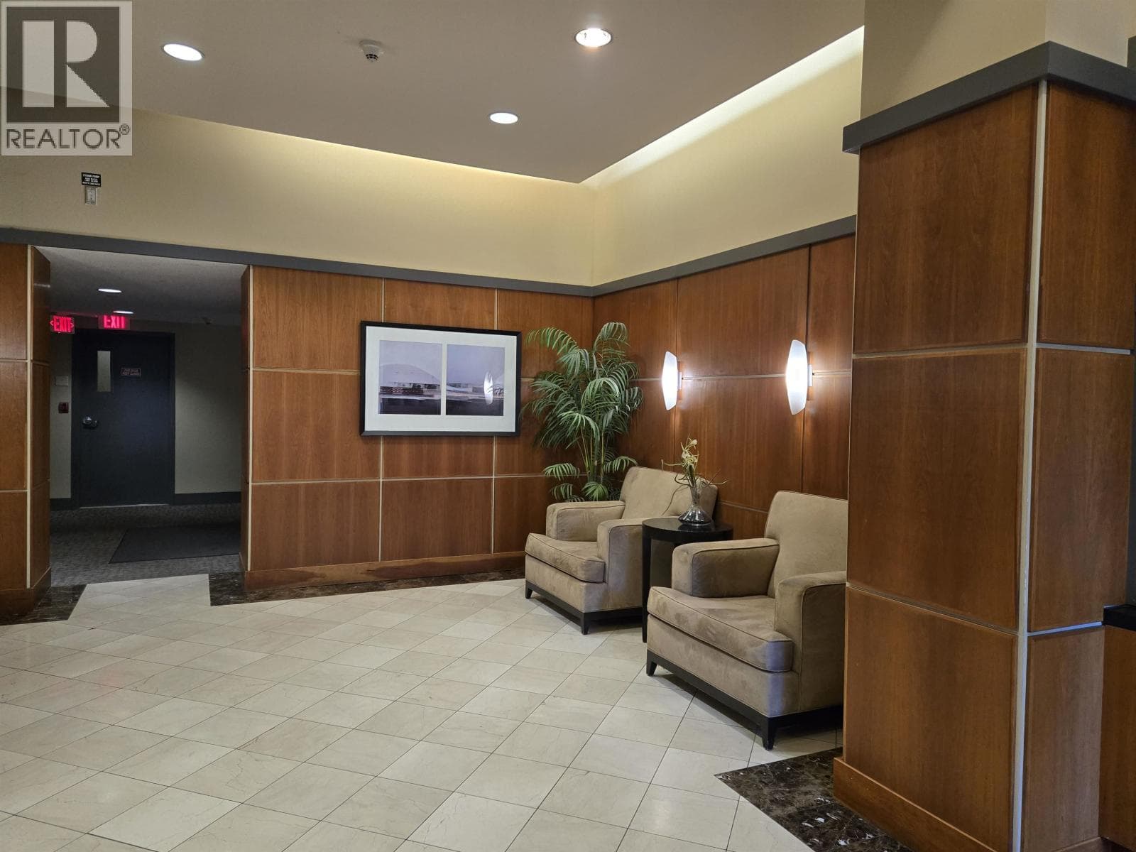 1427 5133 GARDEN CITY ROAD — Richmond - Main photo