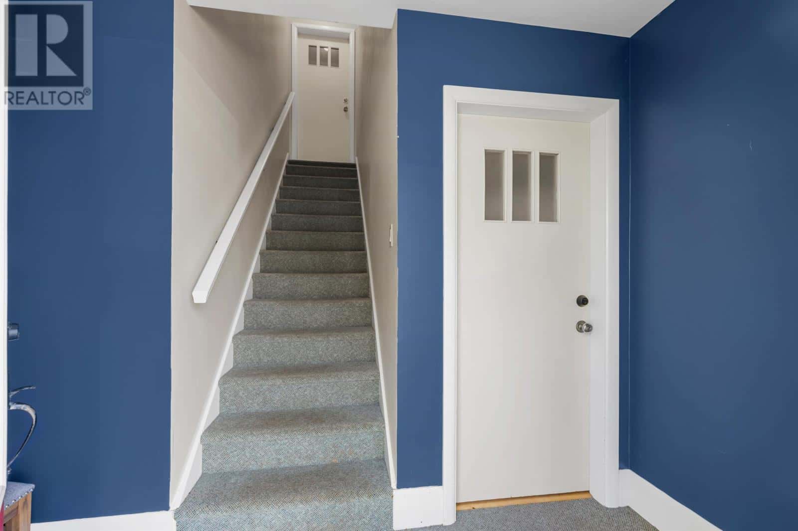 124 A&B North River Road — Brighton - Photo 4 of 50