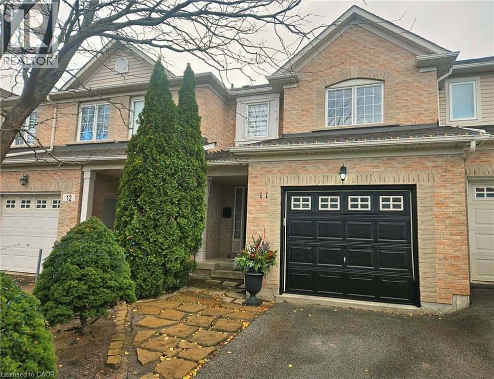 2511 BOROS Road Unit# 11 — Burlington - Photo 3 of 47