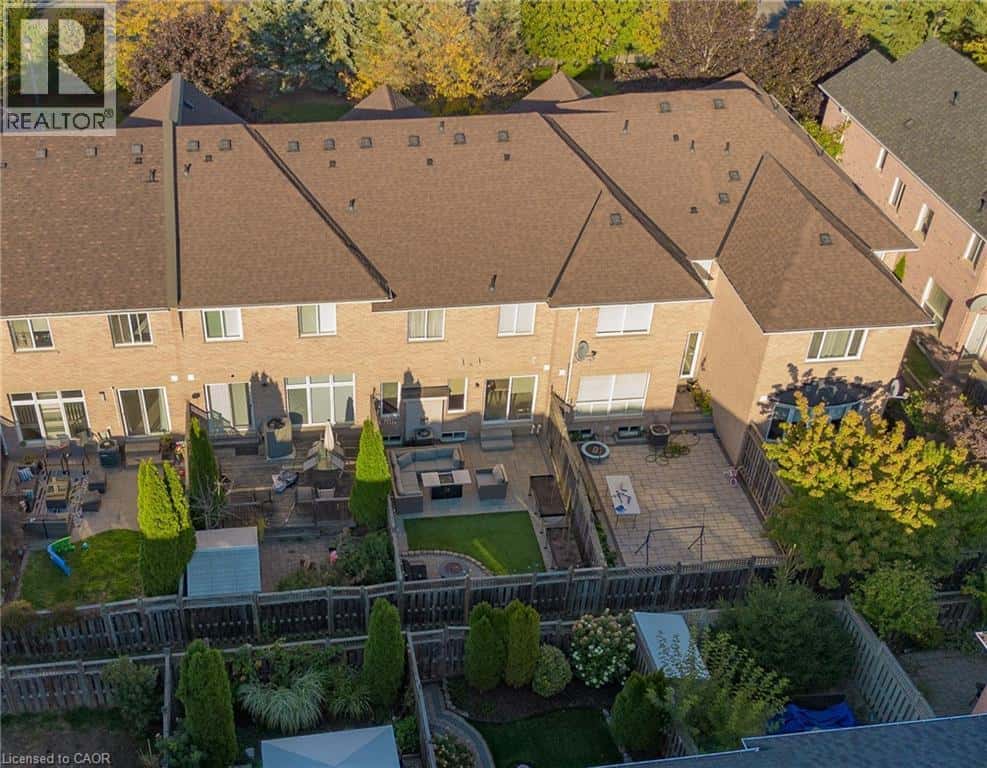 2511 BOROS Road Unit# 11 — Burlington - Photo 4 of 47