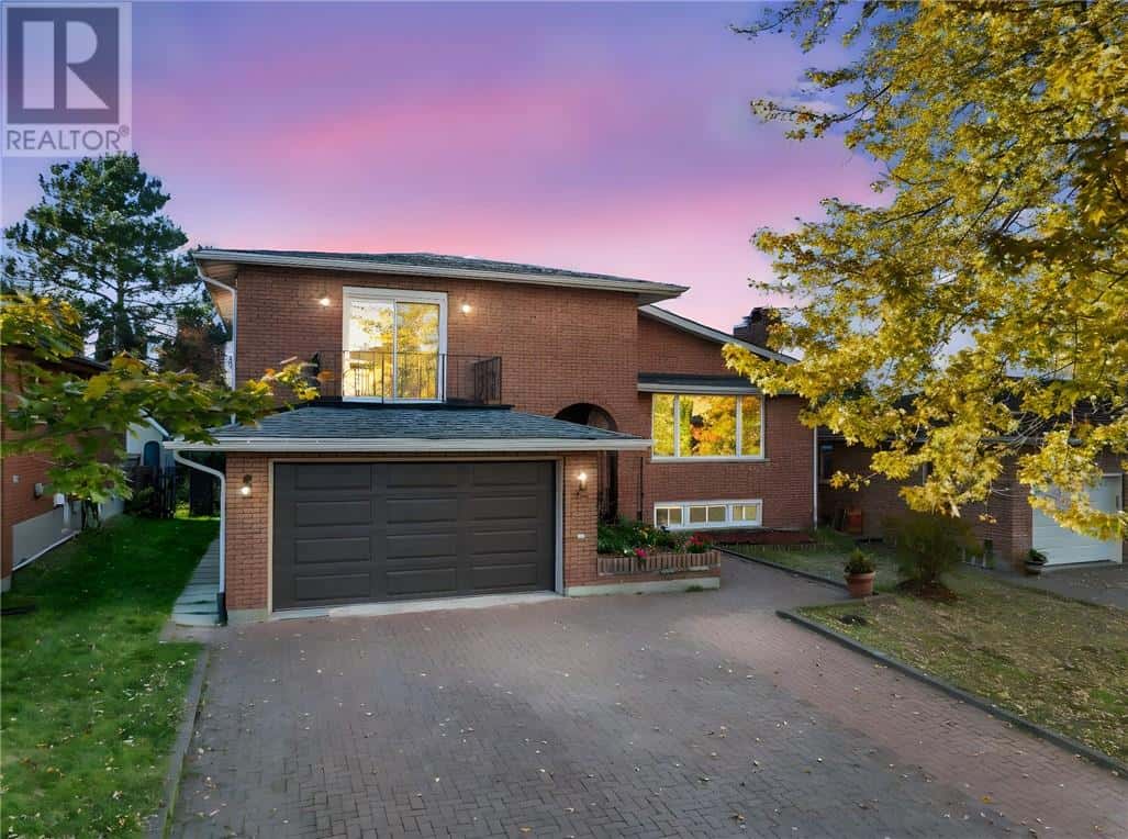 1957 Southview Drive — Sudbury, Ontario - Photo 4 of 89