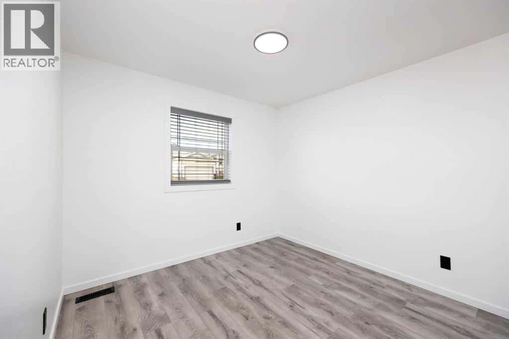 125 Waterhouse Street — Fort McMurray - Photo 2 of 46