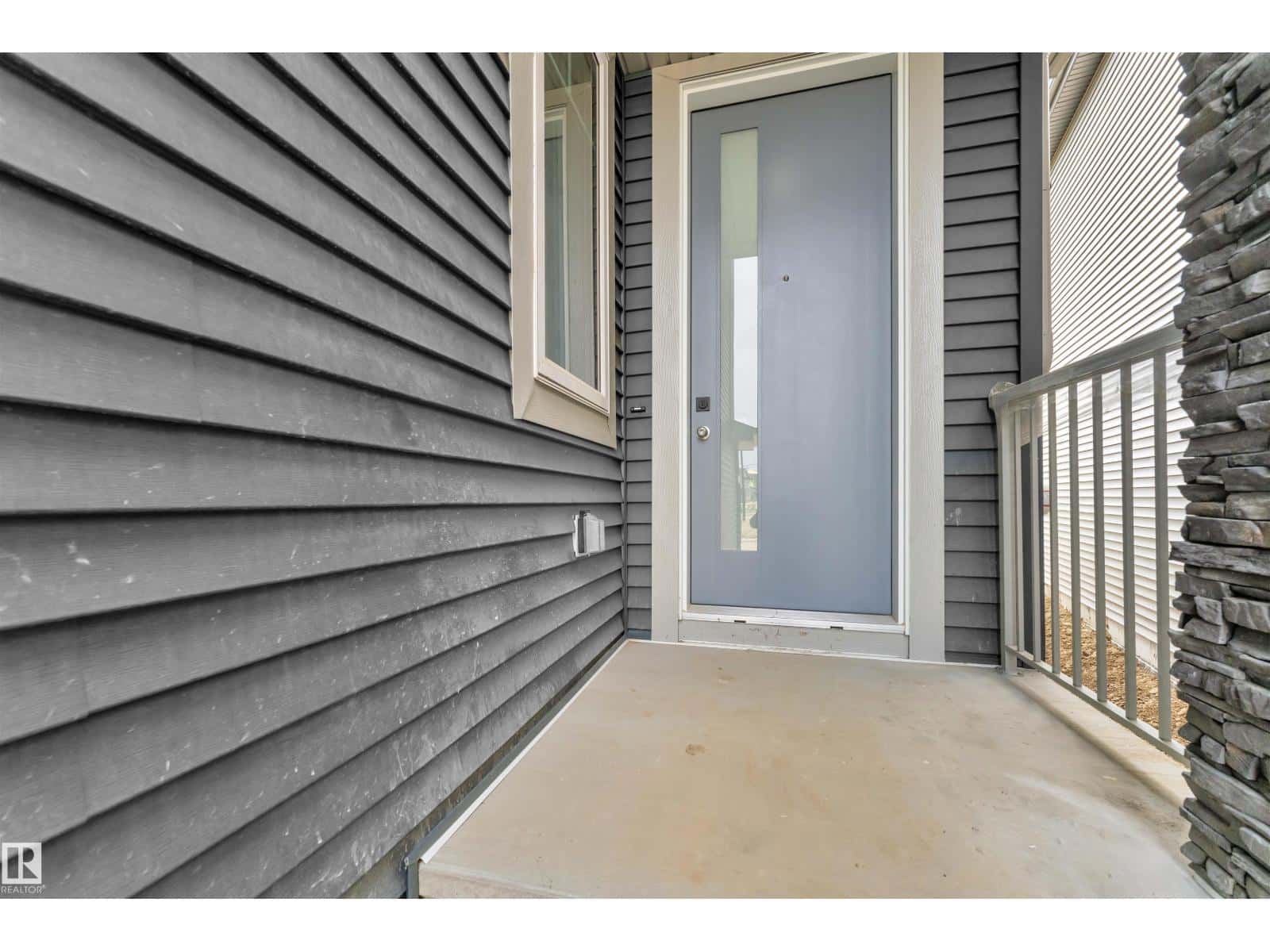 22835 80 AV NW — Edmonton - Photo 3 of 43