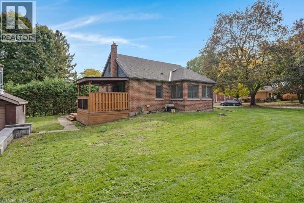 43 DUDHOPE Avenue — Cambridge, Ontario - Photo 5 of 50