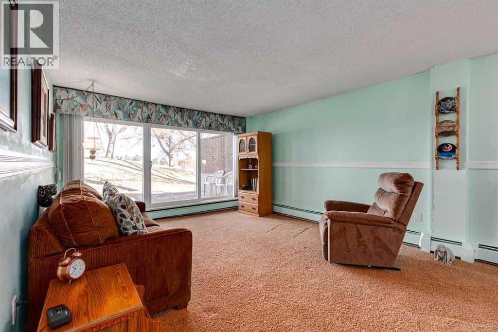 131, 820 89 Avenue SW — Calgary - Photo 3 of 26