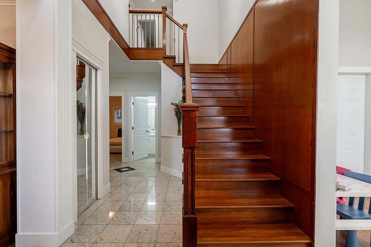 15177 76 AVENUE — Surrey - Photo 3 of 40