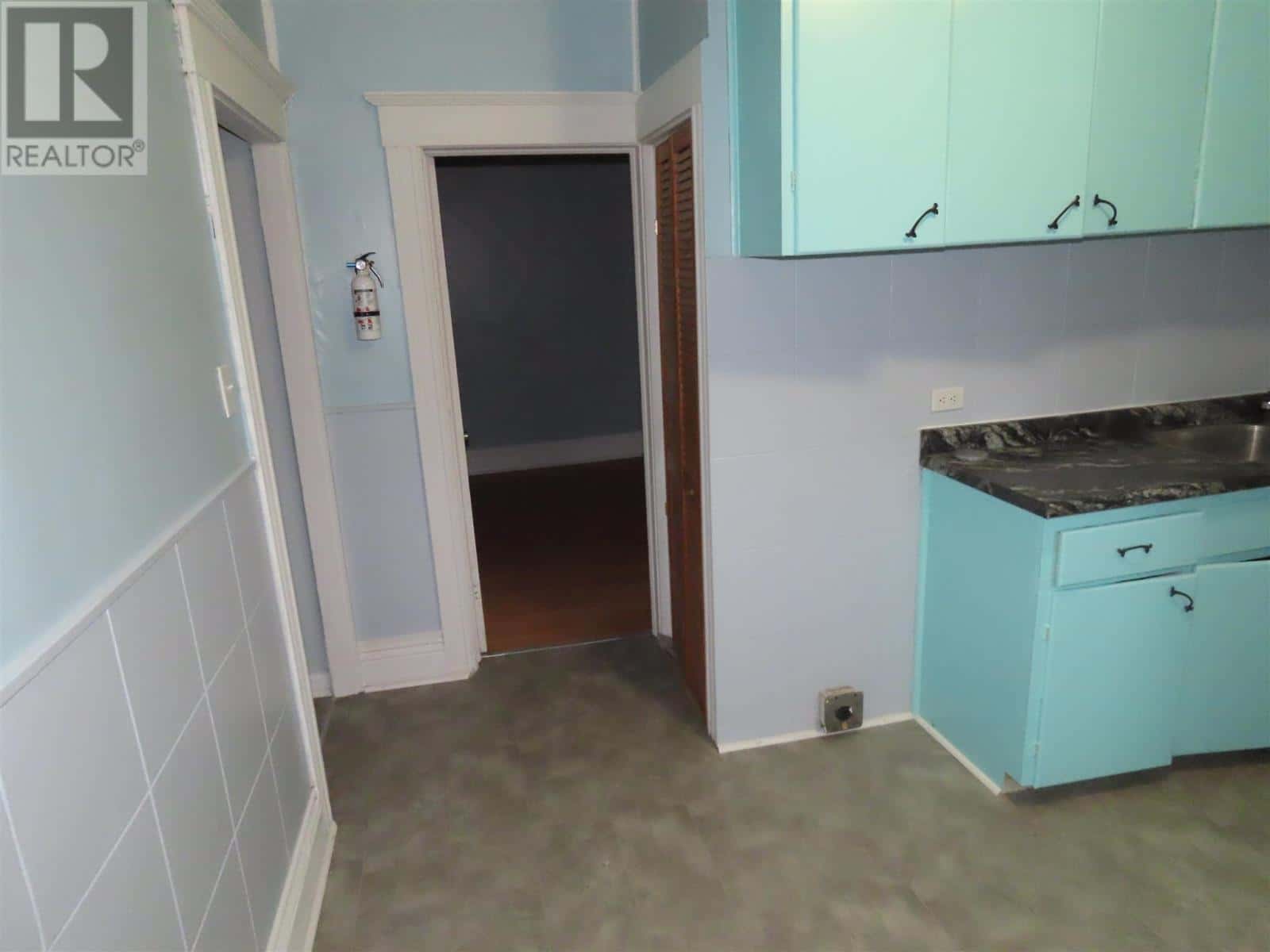 365 Wellington ST — Sault Ste Marie - Photo 5 of 15