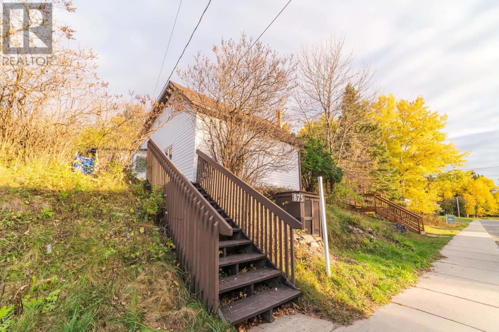 875 & 869 FOURTH AVENUE SOUTH — KENORA - Photo 4 of 36