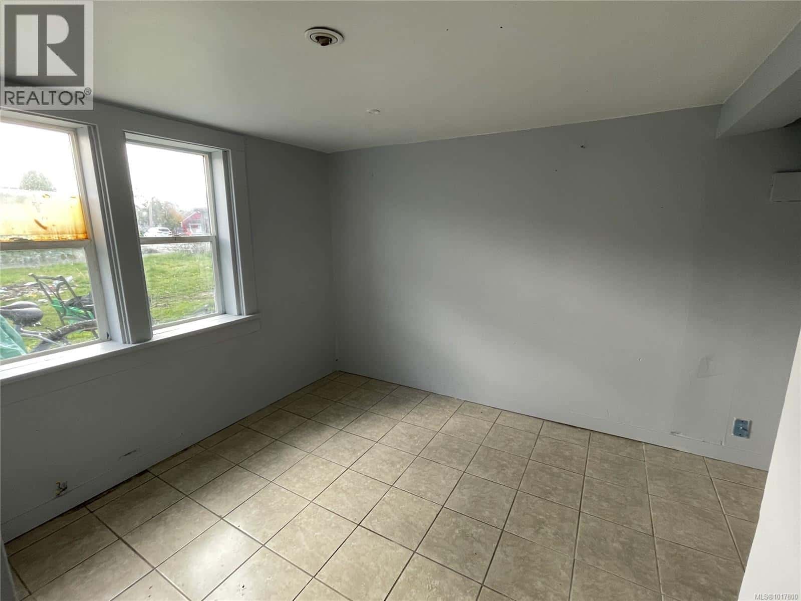 3623 4th Ave — Port Alberni - Photo 4 of 5