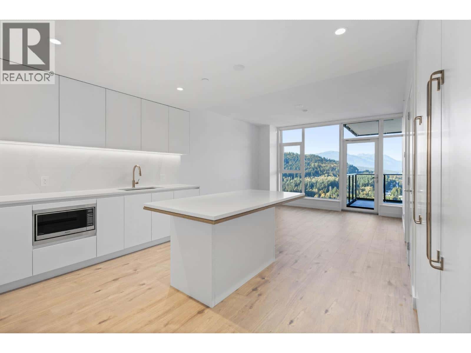 4001 720 FARROW STREET — Coquitlam - Photo 5 of 40