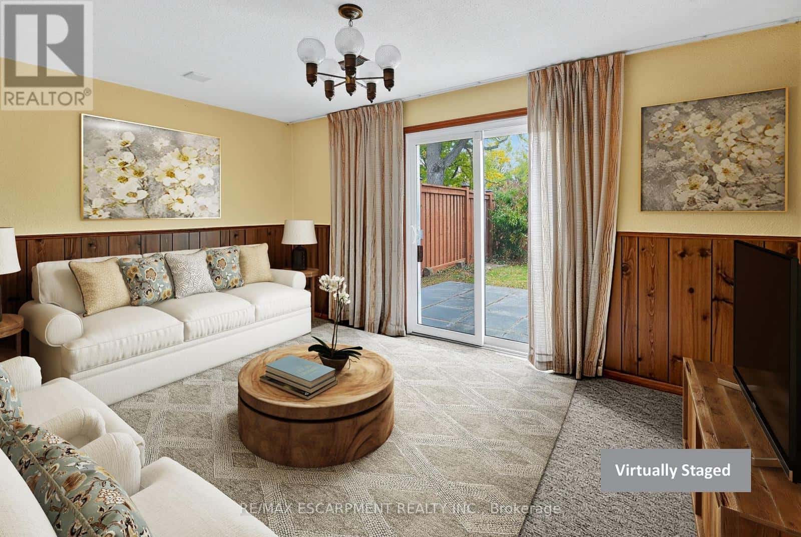 1 - 34 BOW VALLEY DRIVE — Hamilton (Riverdale) - Photo 3 of 20