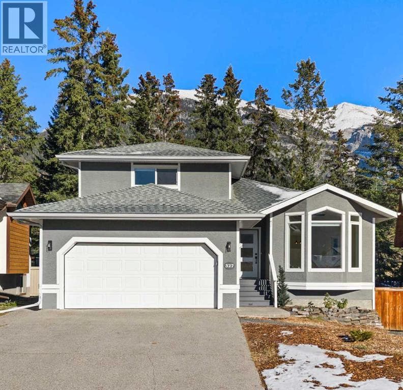 327 Canyon Close — Canmore - Main photo