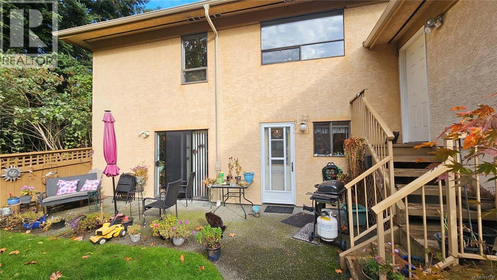 12 639 Kildew Rd — Colwood - Photo 5 of 34