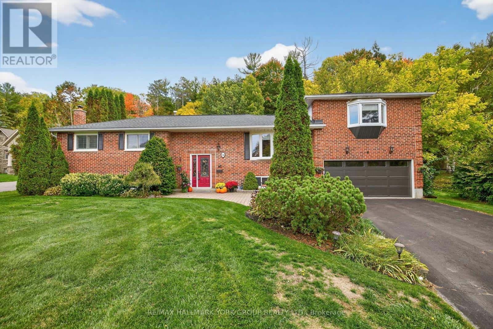 14 ANCHOR COURT — East Gwillimbury (Holland Landing) - Photo 2 of 50