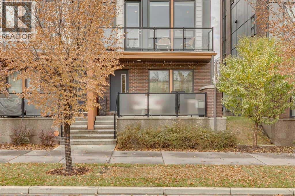 3225 39 Street NW — Calgary - Photo 2 of 50