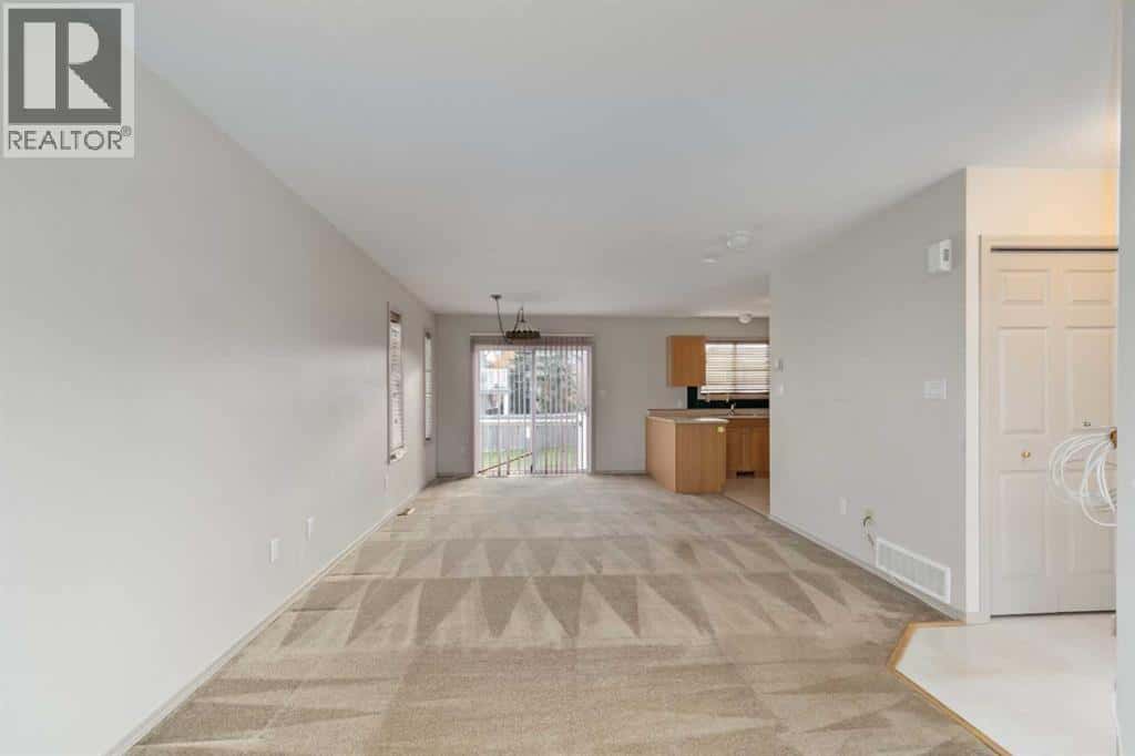 130 Athabasca Place — Fort McMurray - Photo 4 of 23