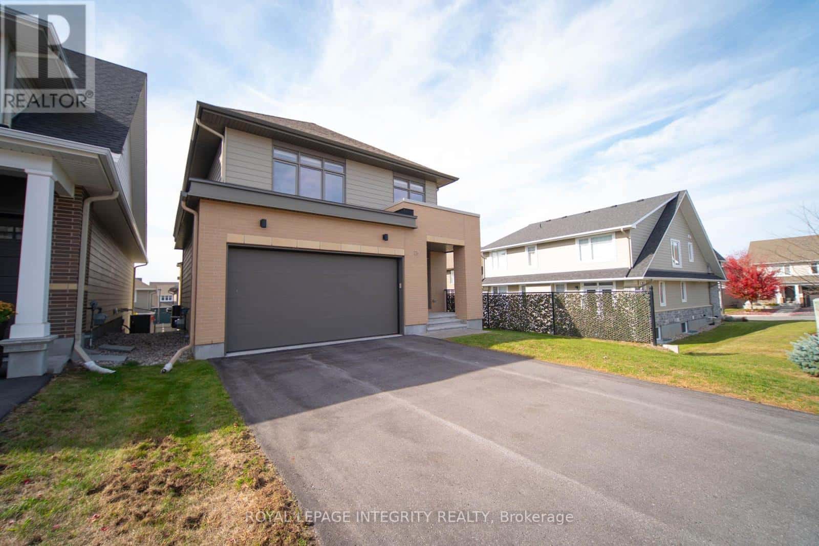 28 GREENSAND PLACE — Ottawa, Ontario - Photo 2 of 40