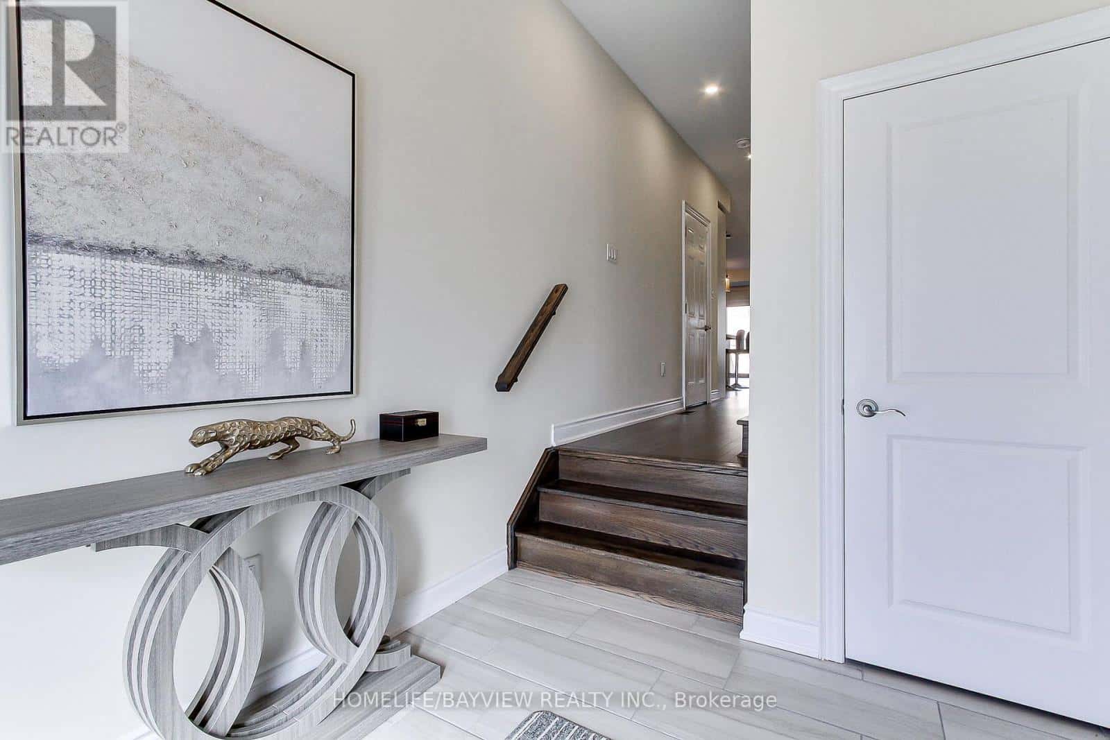 70 LORNE THOMAS PLACE — New Tecumseth (Alliston) - Photo 3 of 36