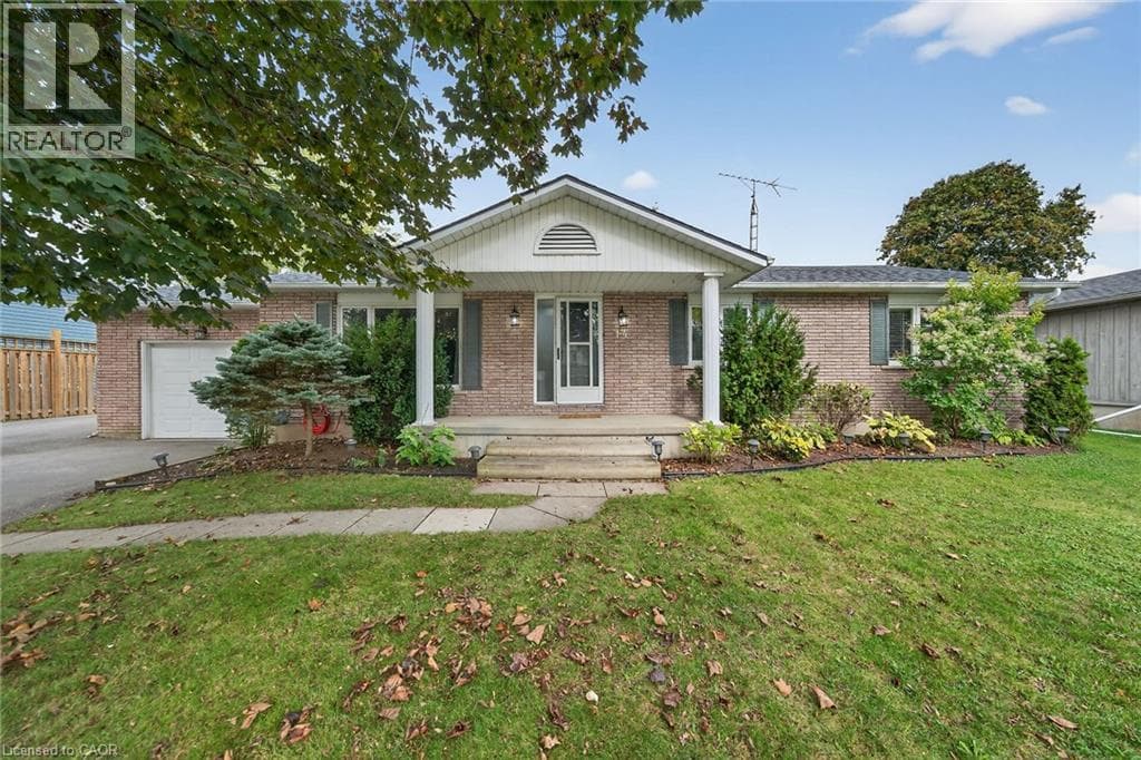 14 CHIPPEWA Street W — Cayuga - Main photo