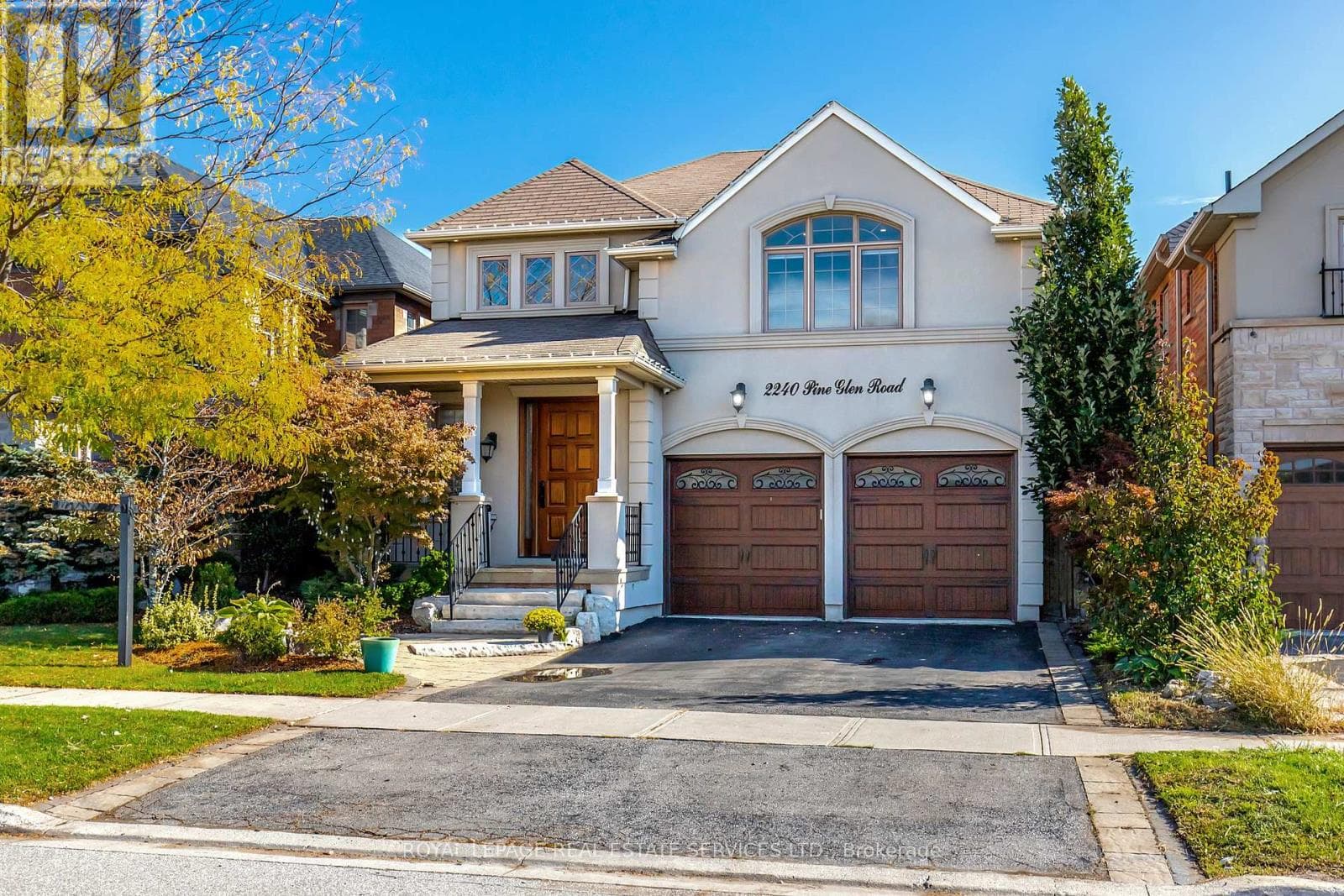 2240 PINE GLEN ROAD — Oakville (WM Westmount) - Main photo