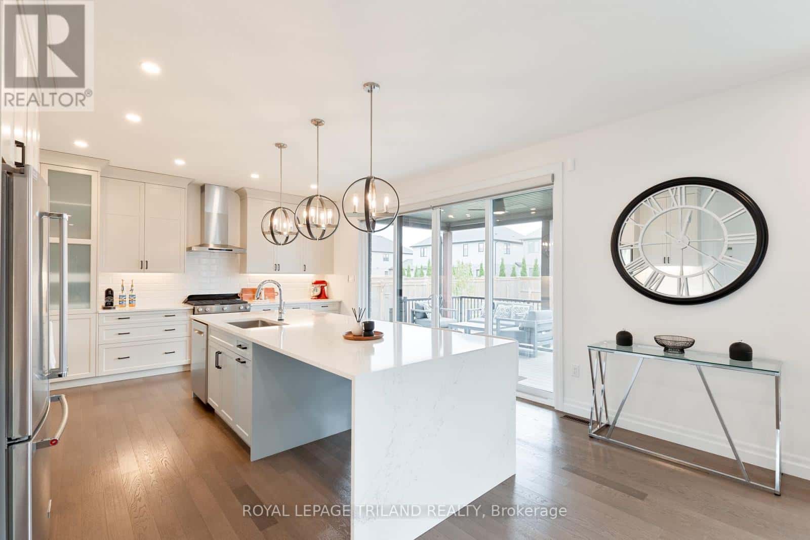 6447 STOREY CHASE — London South (South V) - Photo 5 of 34