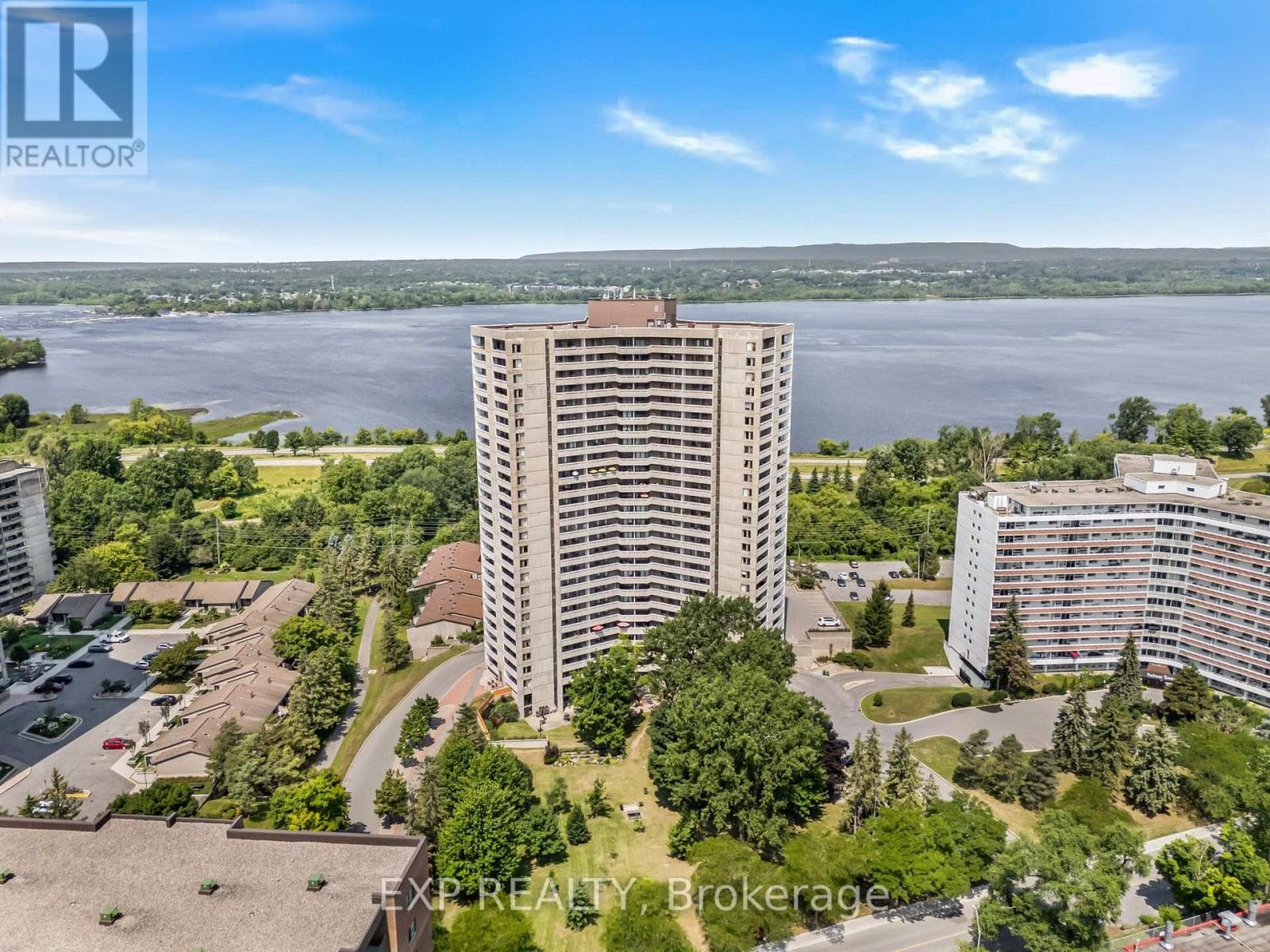 1501 - 1081 AMBLESIDE DRIVE — Ottawa - Main photo