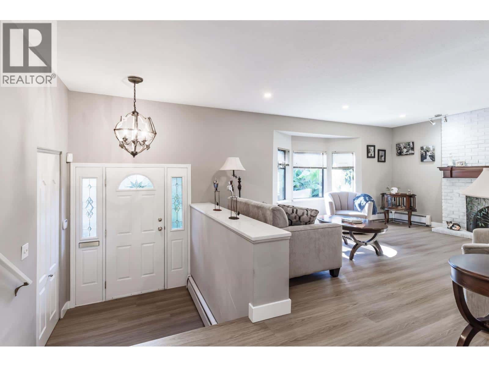 2475 NORCREST COURT — Burnaby - Photo 2 of 38