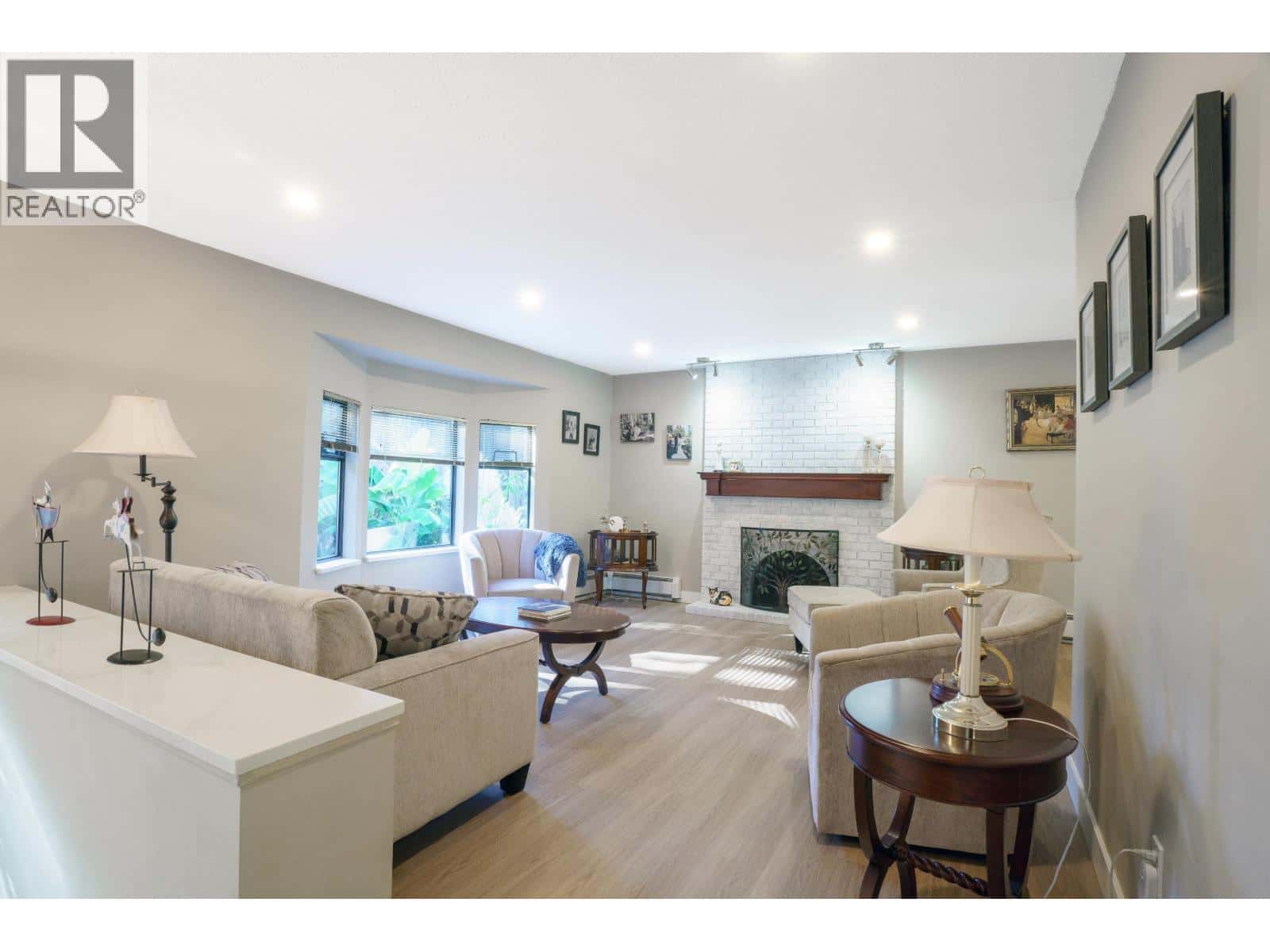 2475 NORCREST COURT — Burnaby - Photo 4 of 38