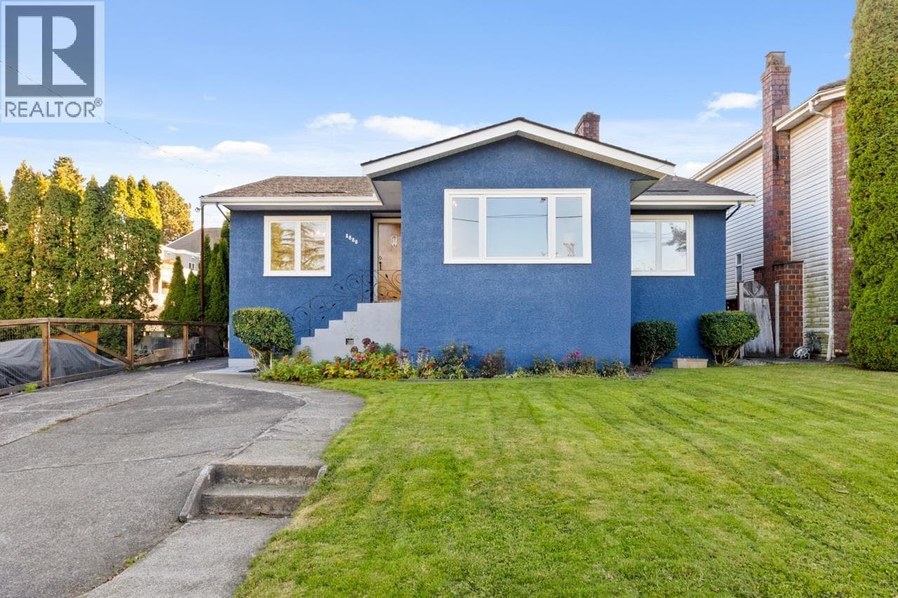 2880 OXFORD STREET — Vancouver - Main photo