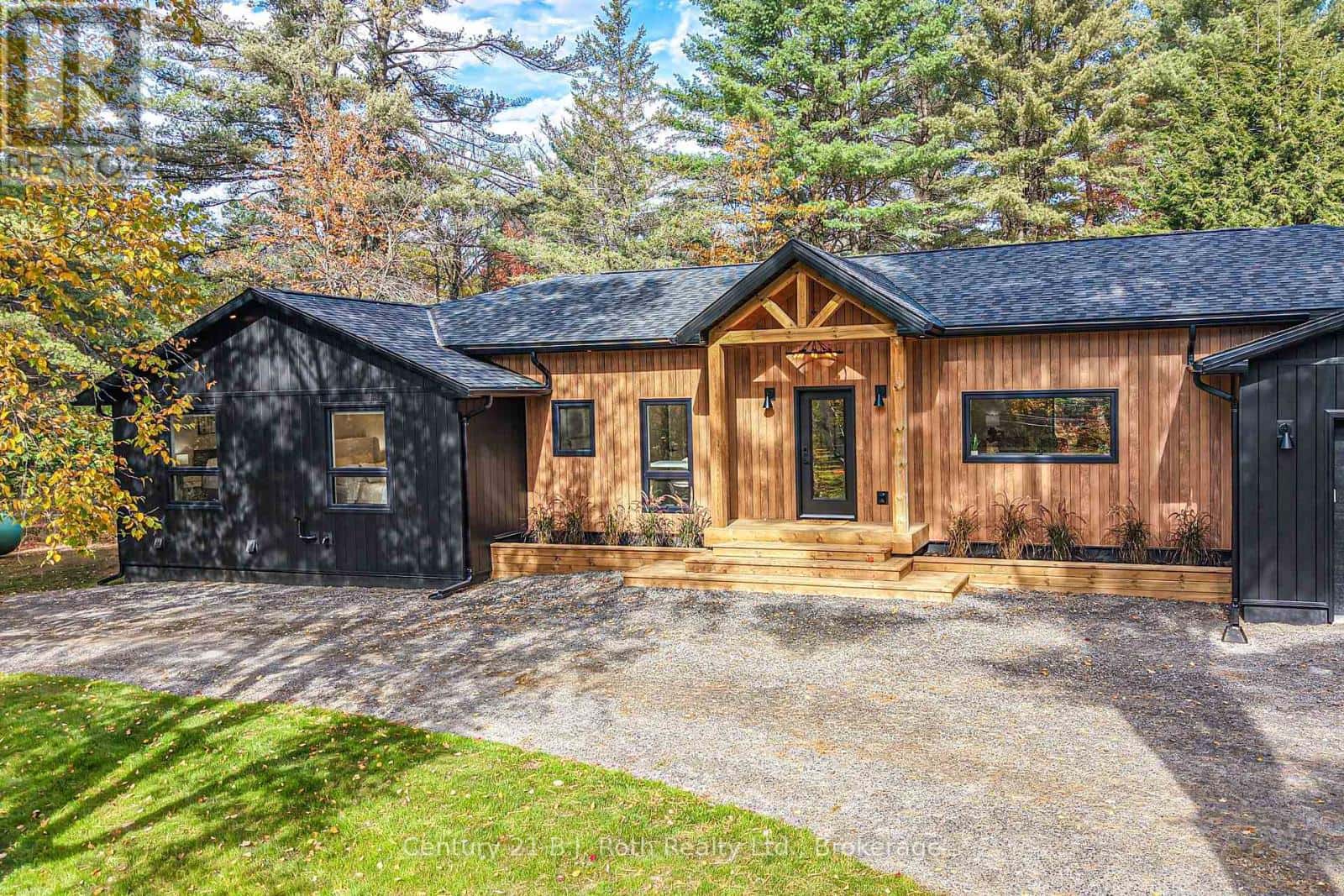 691 SOUTH WASEOSA LAKE ROAD — Huntsville (Chaffey) - Photo 2 of 50