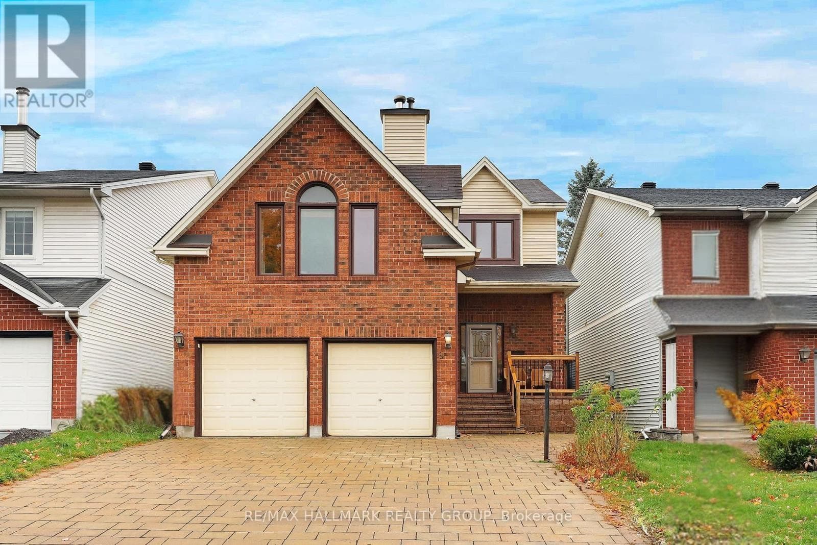 6 ROBINA AVENUE — Ottawa - Main photo