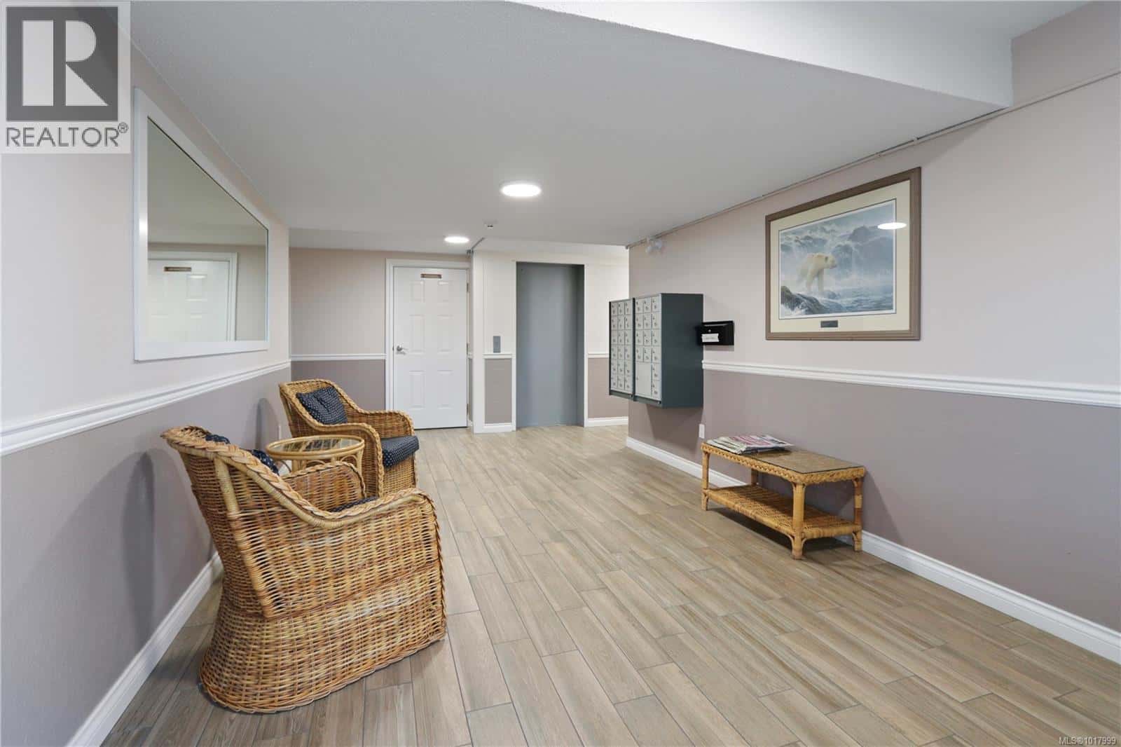 407 9942 Daniel St — Chemainus - Photo 2 of 21