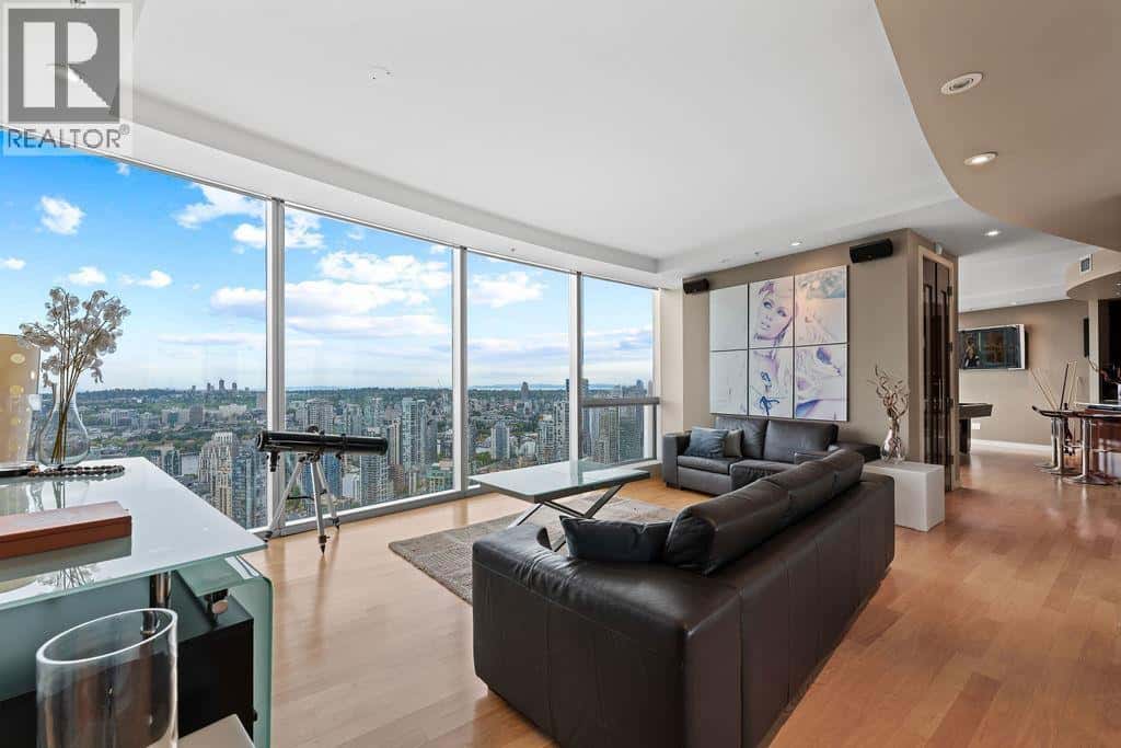 4303 938 NELSON STREET — Vancouver - Photo 2 of 40