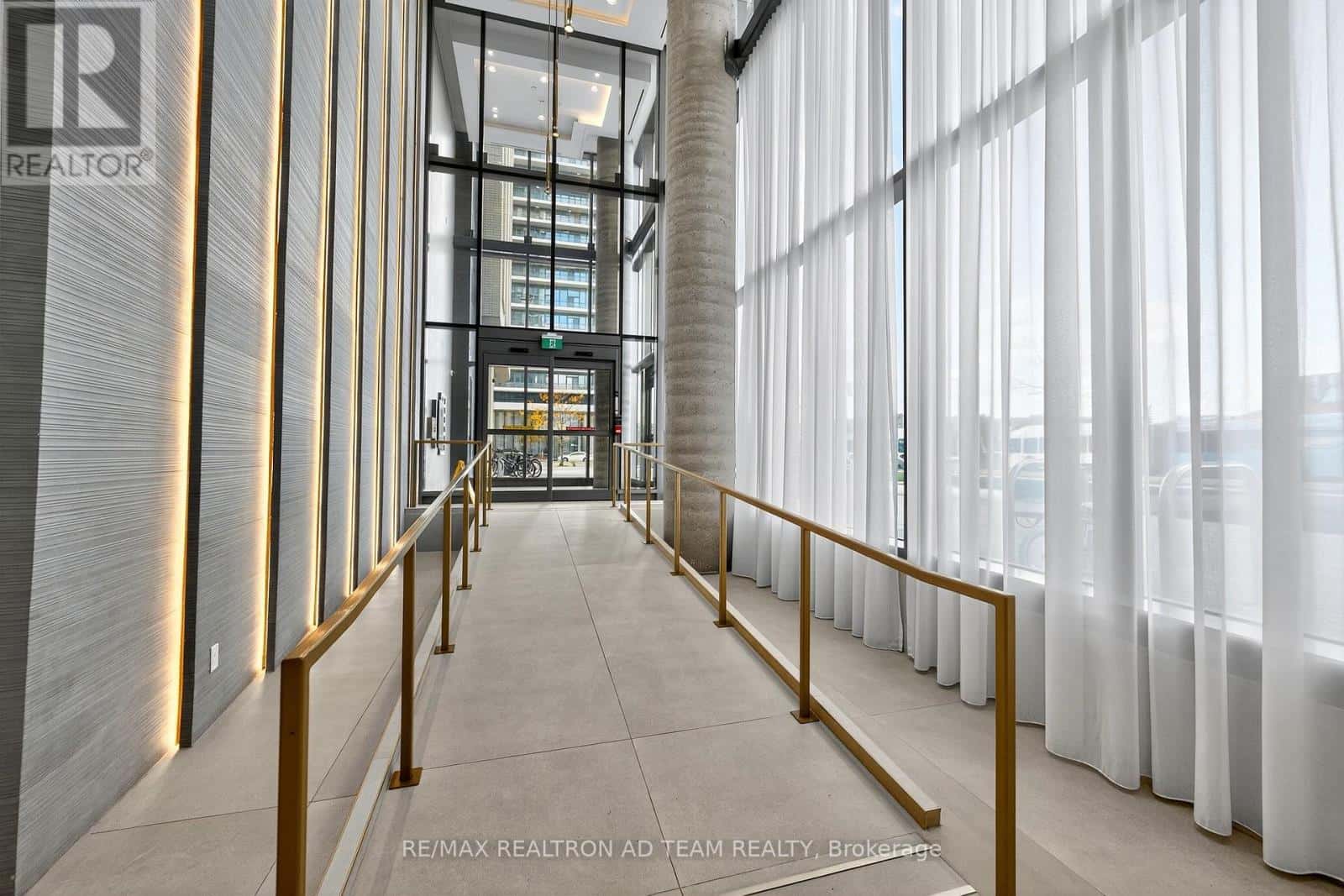 1901 - 1000 PORTAGE PARKWAY — Vaughan (Concord) - Photo 5 of 34